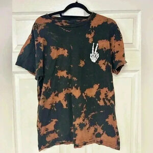 Medium Bowery Supply Co Reverse Tie Dye Halloween Skull Peace Sign Tie Dye Tee